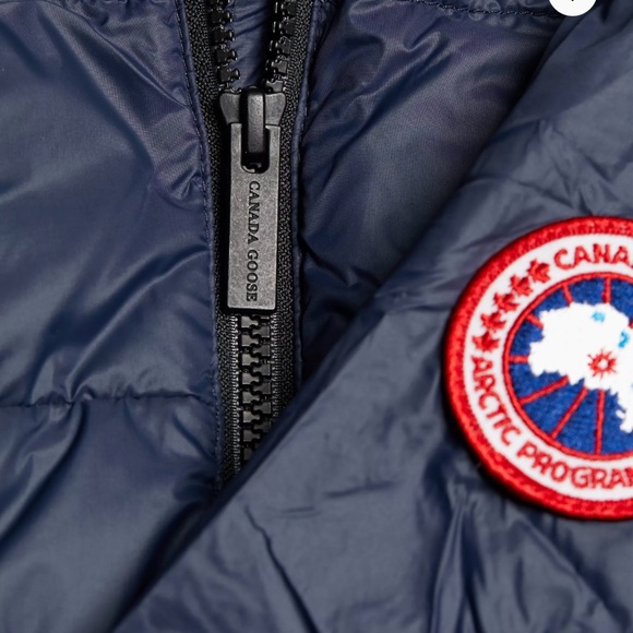 CANADA GOOSE Blue Quilted Zip Jacket SZ M NWT - Picture 9 of 12